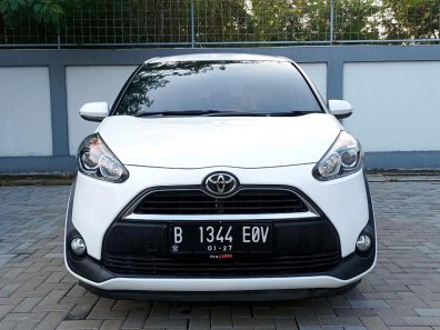 2017 Toyota Sienta V CVT Putih - Jual mobil bekas di DKI Jakarta