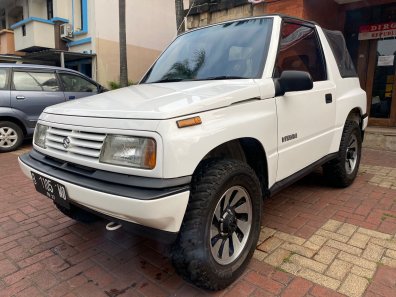 1995 Suzuki Vitara Putih - Jual mobil bekas di DI Yogyakarta