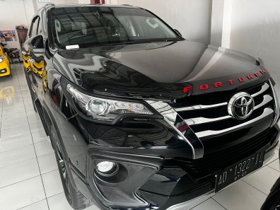 2017 Toyota Fortuner VRZ Hitam - Jual mobil bekas di DI Yogyakarta