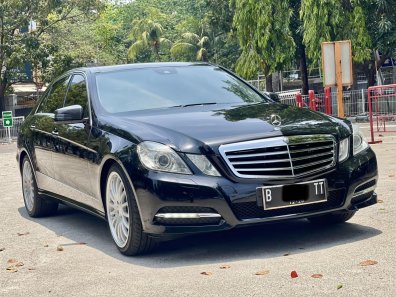 2011 Mercedes-Benz E-Class E 300 Hitam - Jual mobil bekas di DKI Jakarta