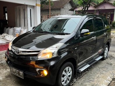 2012 Toyota Avanza G Hitam - Jual mobil bekas di Jawa Tengah