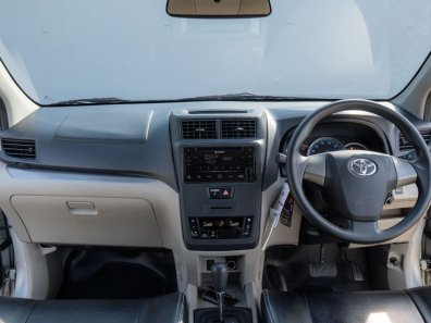 2020 Toyota Avanza 1.3E MT Silver - Jual mobil bekas di Jawa Barat