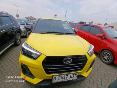 2022 Daihatsu Rocky 1.0 R TC CVT ASA Kuning - Jual mobil bekas di DKI Jakarta