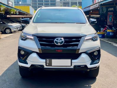 2020 Toyota Fortuner 2.4 VRZ AT Putih - Jual mobil bekas di DKI Jakarta