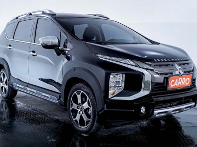 2021 Mitsubishi Xpander Cross Premium Package AT Hitam - Jual mobil bekas di Jawa Barat