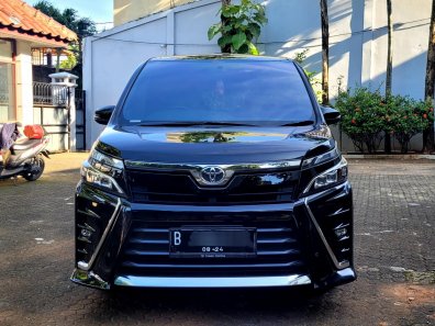 2019 Toyota Voxy 2.0 A/T Hitam - Jual mobil bekas di Banten