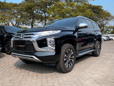 2022 Mitsubishi Pajero Sport Dakar 4x2 AT Hitam - Jual mobil bekas di Banten