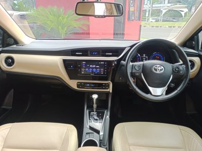 2018 Toyota Corolla Altis V AT Hitam - Jual mobil bekas di Jawa Barat