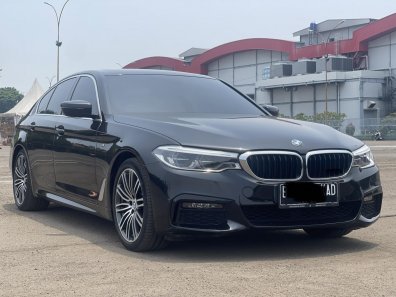 2020 BMW 5 Series 530i Hitam - Jual mobil bekas di DKI Jakarta