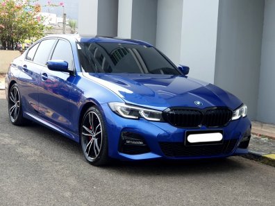 2022 BMW 3 Series 330i M Sport Biru langit - Jual mobil bekas di DKI Jakarta