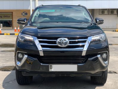 2018 Toyota Fortuner 2.4 VRZ AT Hitam - Jual mobil bekas di DKI Jakarta