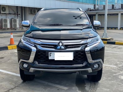 2017 Mitsubishi Pajero Sport Dakar 4x4 AT Hitam - Jual mobil bekas di DKI Jakarta