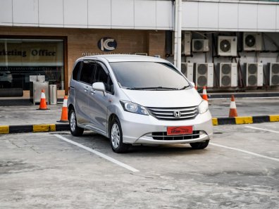 2009 Honda Freed PSD Silver - Jual mobil bekas di DKI Jakarta