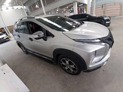 2020 Mitsubishi Xpander Cross MT Silver - Jual mobil bekas di Banten