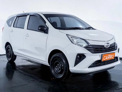 2023 Daihatsu Sigra D Putih - Jual mobil bekas di Jawa Barat