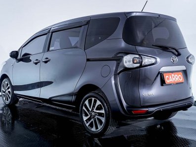 2019 Toyota Sienta V Abu-abu - Jual mobil bekas di Jawa Barat