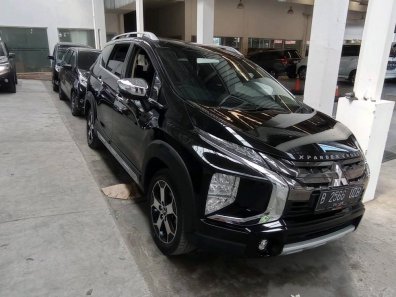 2021 Mitsubishi Xpander Cross Premium Package AT Hitam - Jual mobil bekas di DKI Jakarta