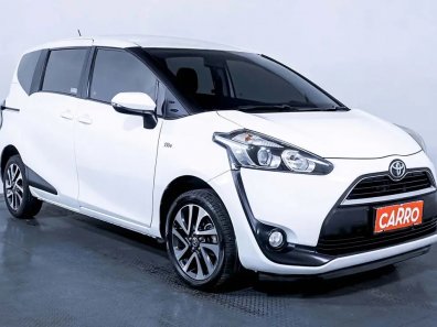 2017 Toyota Sienta V Putih - Jual mobil bekas di Banten