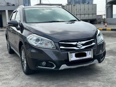 2017 Suzuki SX4 S-Cross AT Abu-abu - Jual mobil bekas di DKI Jakarta