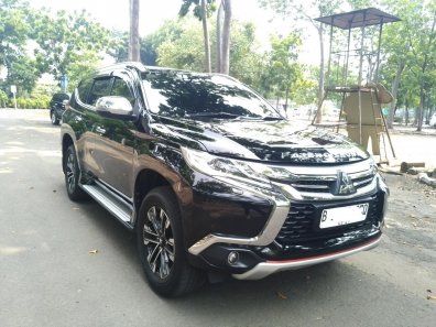 2017 Mitsubishi Pajero Sport Dakar 4x2 AT Hitam - Jual mobil bekas di DKI Jakarta