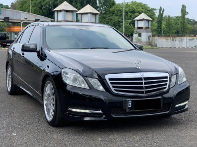 2011 Mercedes-Benz E-Class E 300 Hitam - Jual mobil bekas di DKI Jakarta