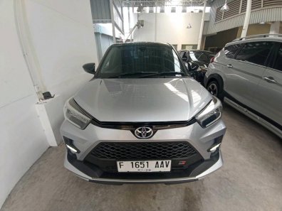 2022 Toyota Raize 1.0T GR Sport CVT TSS (Two Tone) Silver - Jual mobil bekas di Jawa Barat