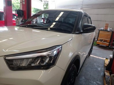 2023 Daihatsu Rocky 1.2 M CVT Putih - Jual mobil bekas di Jawa Barat