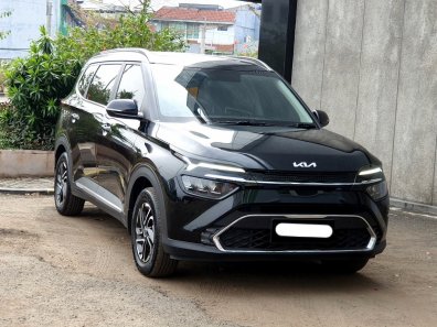 2022 Kia Carens 1.8 Automatic Hitam - Jual mobil bekas di DKI Jakarta