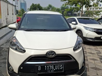 2016 Toyota Sienta V Putih - Jual mobil bekas di Jawa Barat