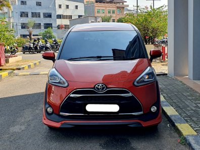 2016 Toyota Sienta Q CVT Orange - Jual mobil bekas di DKI Jakarta