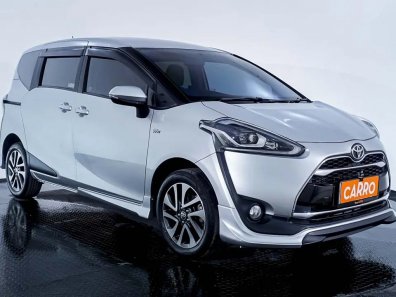 2018 Toyota Sienta Q Silver - Jual mobil bekas di Jawa Barat