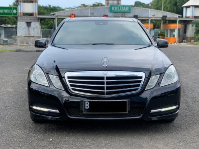 2011 Mercedes-Benz E-Class E 300 Hitam - Jual mobil bekas di DKI Jakarta