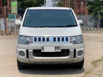 2015 Mitsubishi Delica D5 Putih - Jual mobil bekas di DKI Jakarta