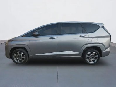 2022 Hyundai STARGAZER prime Silver - Jual mobil bekas di Jawa Barat