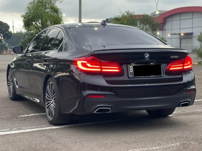 2020 BMW 5 Series 530i Hitam - Jual mobil bekas di DKI Jakarta