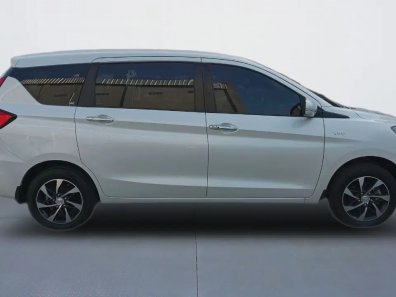 2023 Suzuki Ertiga Hybrid ZDi Putih - Jual mobil bekas di Jawa Barat