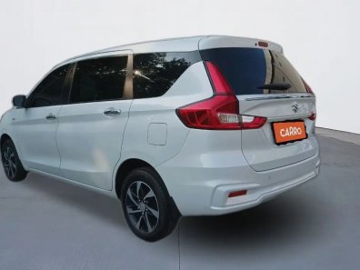 2023 Suzuki Ertiga Hybrid ZDi Putih - Jual mobil bekas di Jawa Barat