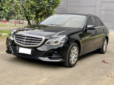 2016 Mercedes-Benz E-Class E 200 Hitam - Jual mobil bekas di DKI Jakarta