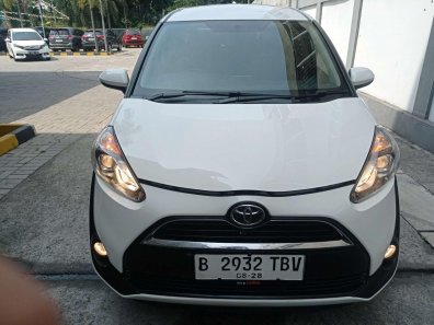 2018 Toyota Sienta V Putih - Jual mobil bekas di DKI Jakarta