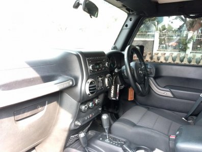 2011 Jeep Wrangler Sport X Hitam - Jual mobil bekas di DKI Jakarta