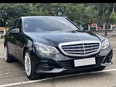 2016 Mercedes-Benz E-Class E 200 Hitam - Jual mobil bekas di DKI Jakarta