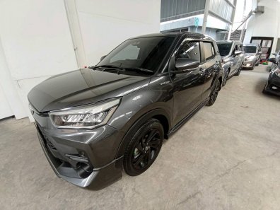 2021 Toyota Raize 1.0T GR Sport CVT TSS (One Tone) Abu-abu - Jual mobil bekas di Jawa Barat