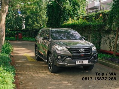 2018 Toyota Fortuner 2.4 TRD AT Abu-abu - Jual mobil bekas di DKI Jakarta