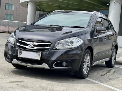 2017 Suzuki SX4 S-Cross AT Abu-abu - Jual mobil bekas di DKI Jakarta