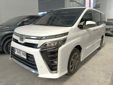 2018 Toyota Voxy 2.0 A/T Putih - Jual mobil bekas di Banten