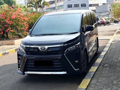 2018 Toyota Voxy 2.0 A/T Hitam - Jual mobil bekas di DKI Jakarta