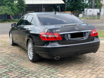 2011 Mercedes-Benz E-Class E 300 Hitam - Jual mobil bekas di DKI Jakarta