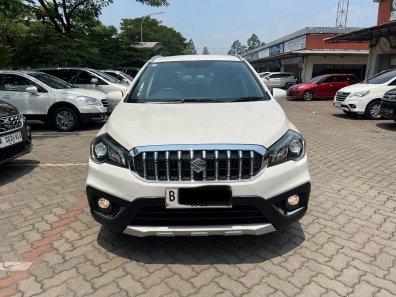 2017 Suzuki SX4 S-Cross New A/T Putih - Jual mobil bekas di Banten