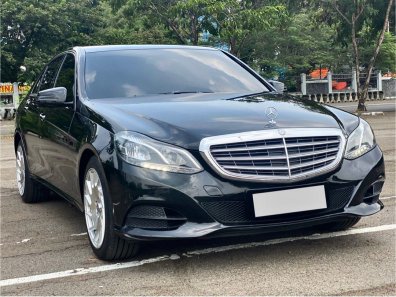 2016 Mercedes-Benz E-Class E 200 Hitam - Jual mobil bekas di DKI Jakarta