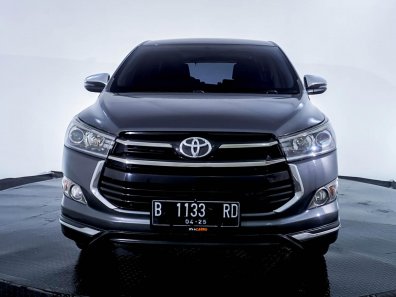 2020 Toyota Venturer 2.0 Q A/T Abu-abu - Jual mobil bekas di Banten